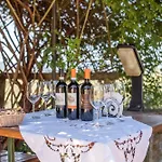 Gospodarstwo agroturystyczne Glicine Podere Giardino Montalcino